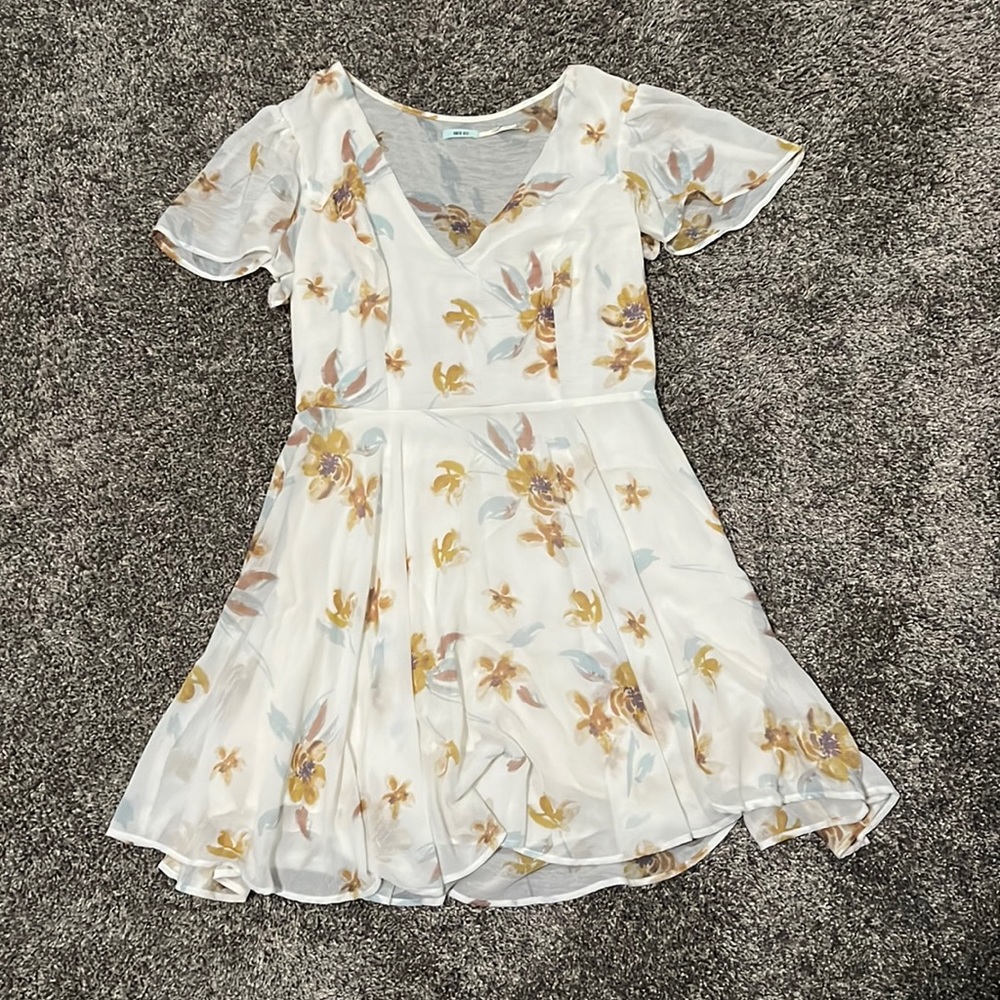 White flowered dress